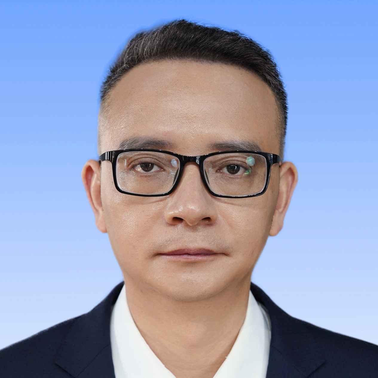 陈黎明