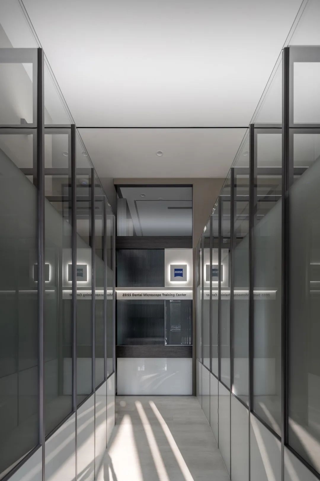 筑医台资讯—2022Architizer A+Awards | 医疗设计，光和色彩是空间人性化表达的要素