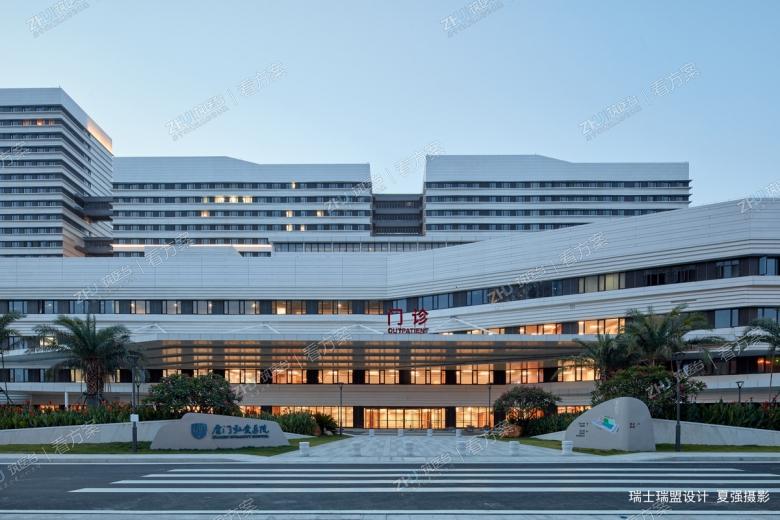 厦门弘爱医院视觉图