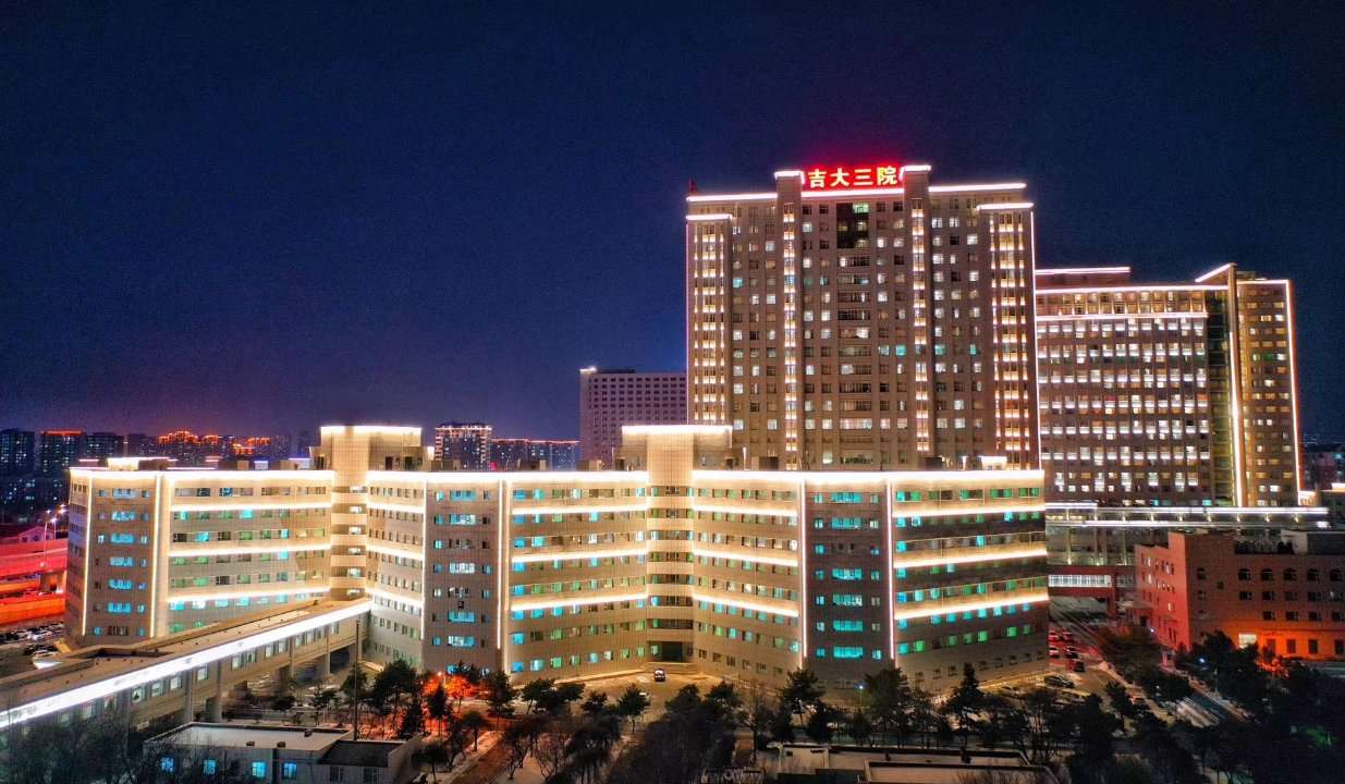 2018年中心院区夜景