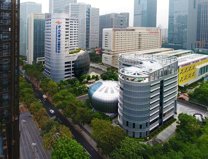 2012年开始建设珠江新城院区，该院区占地项目总用地为12326平方米，总建筑面积为82658平方米。于2017年12月6日竣工，2018年全面投入使用运营。图为珠江新城院区全景