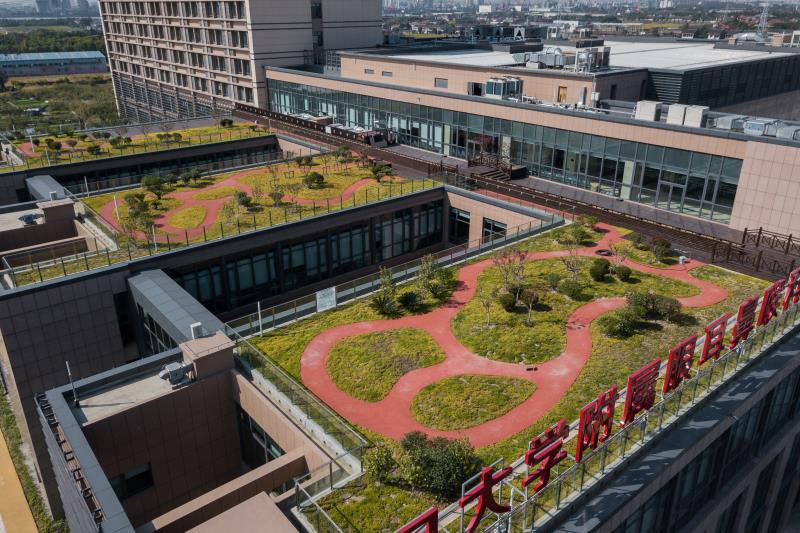 2017年9月，复旦大学附属耳鼻喉科医院浦江院区投入运行。图为浦江院区医疗综合楼图