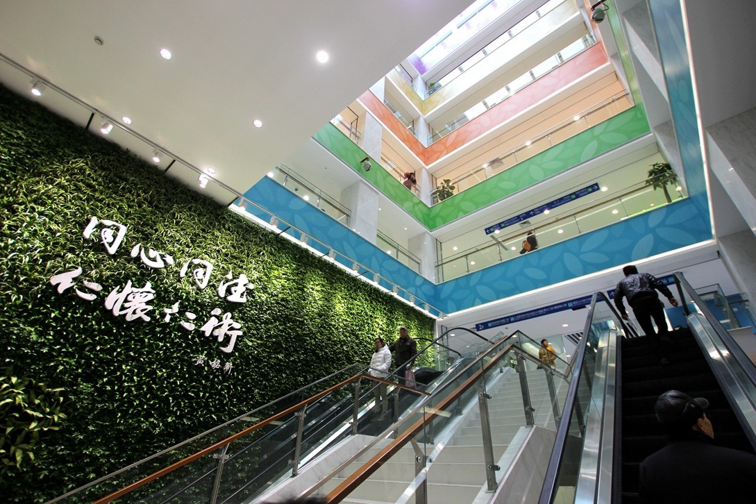 医院改造后门诊内景