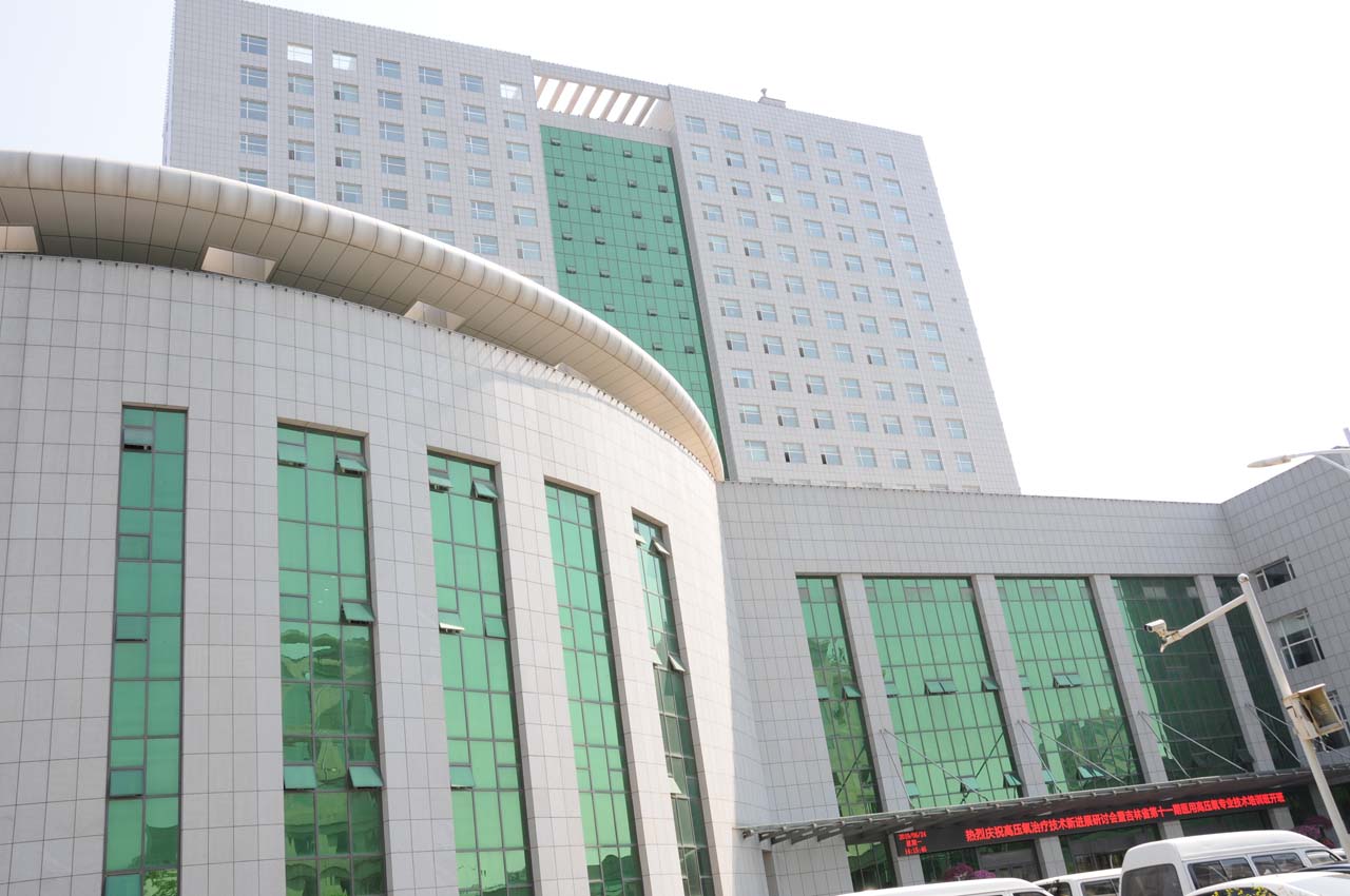 2016年科研教学综合楼建成外观