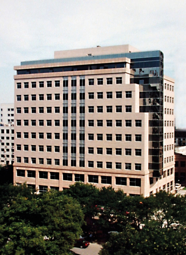 1998年科教楼建成