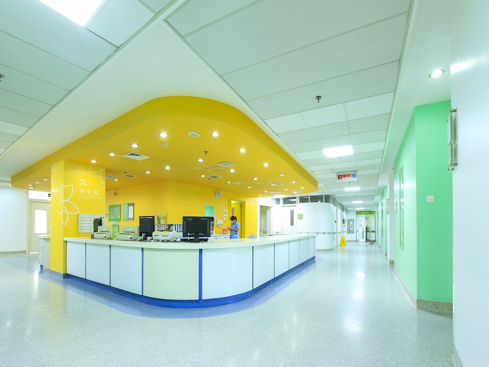 教学综合楼内景