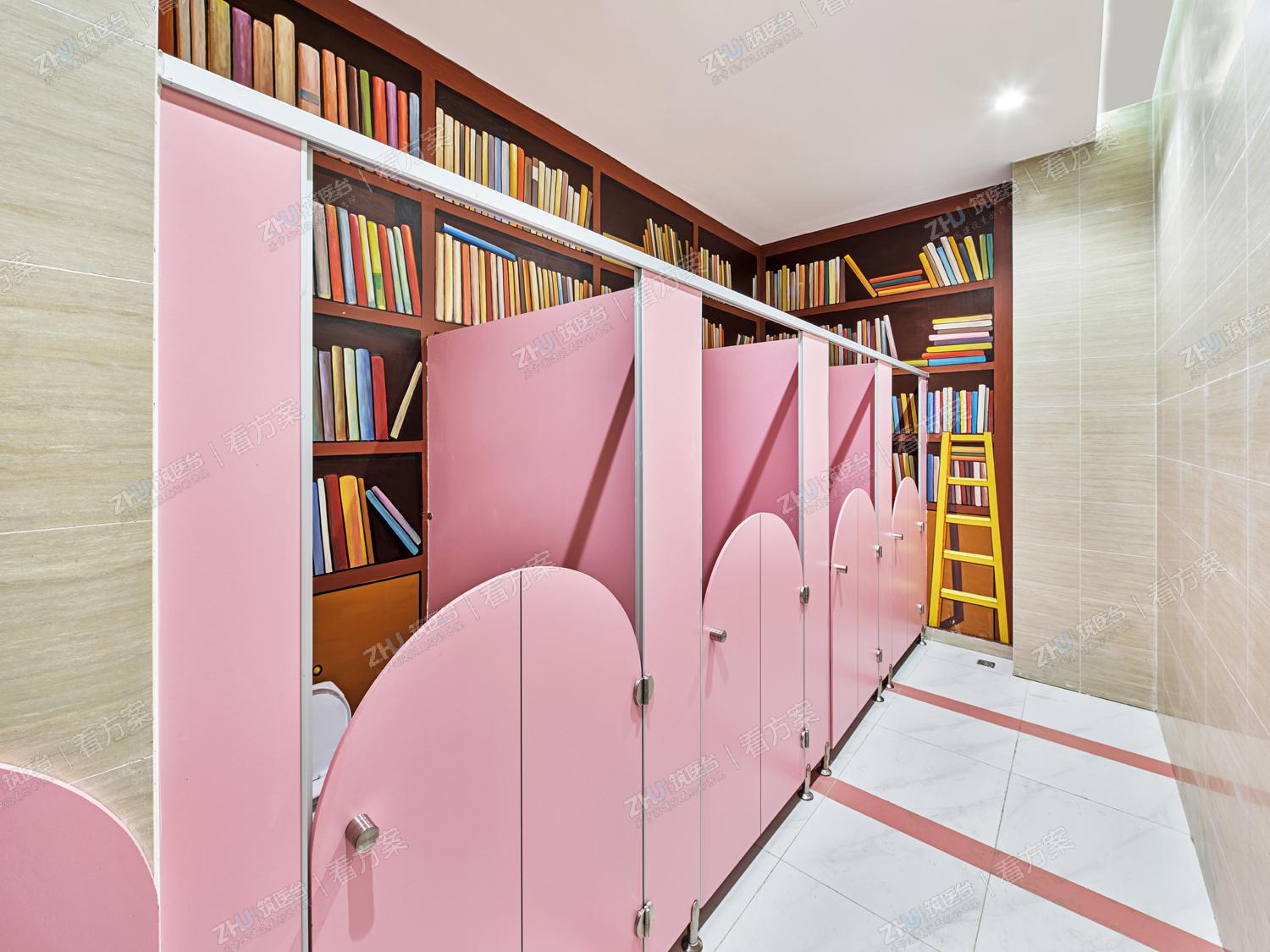 一层儿科儿童女卫生间