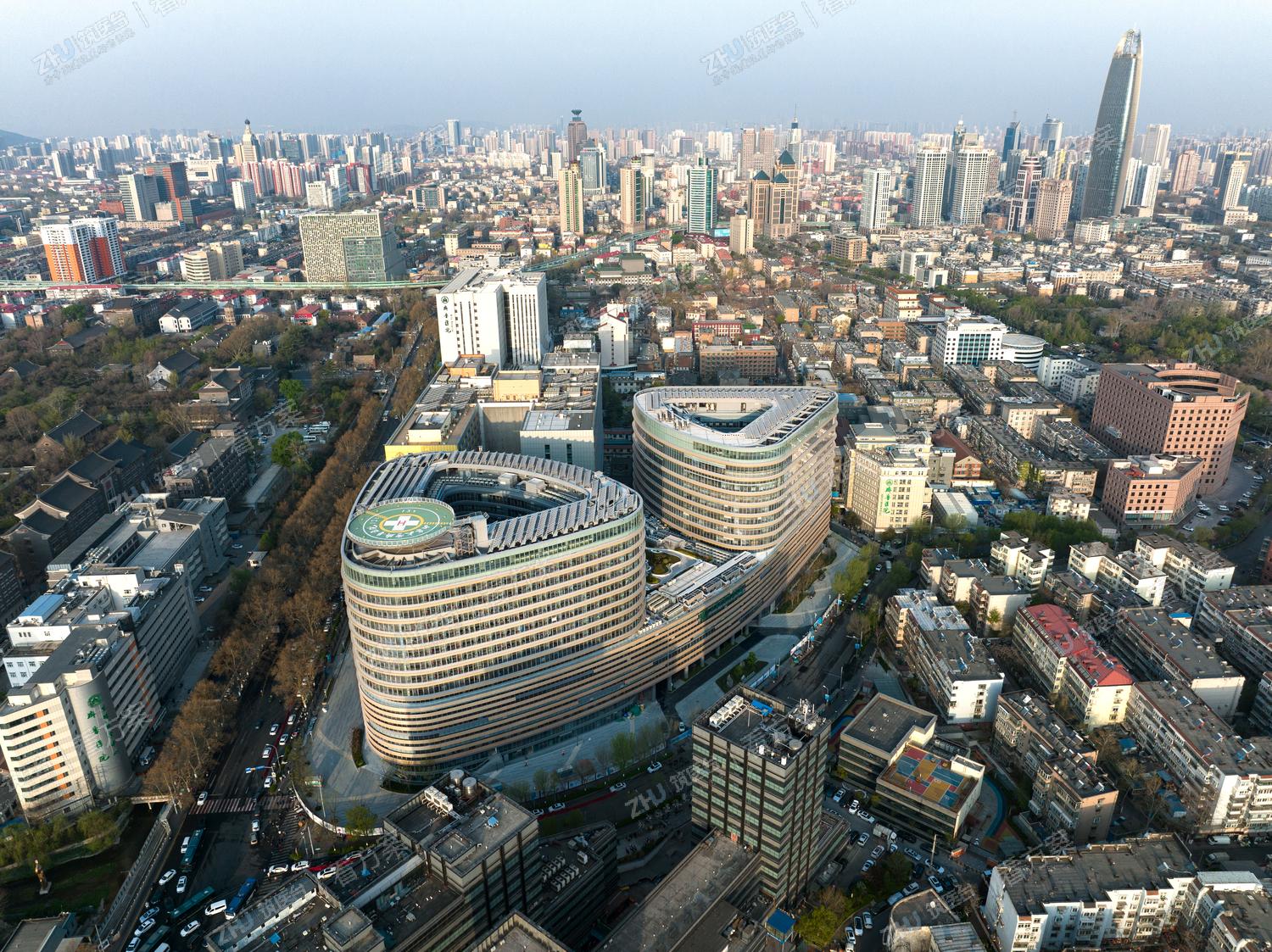 急诊综合楼鸟瞰©方方的田