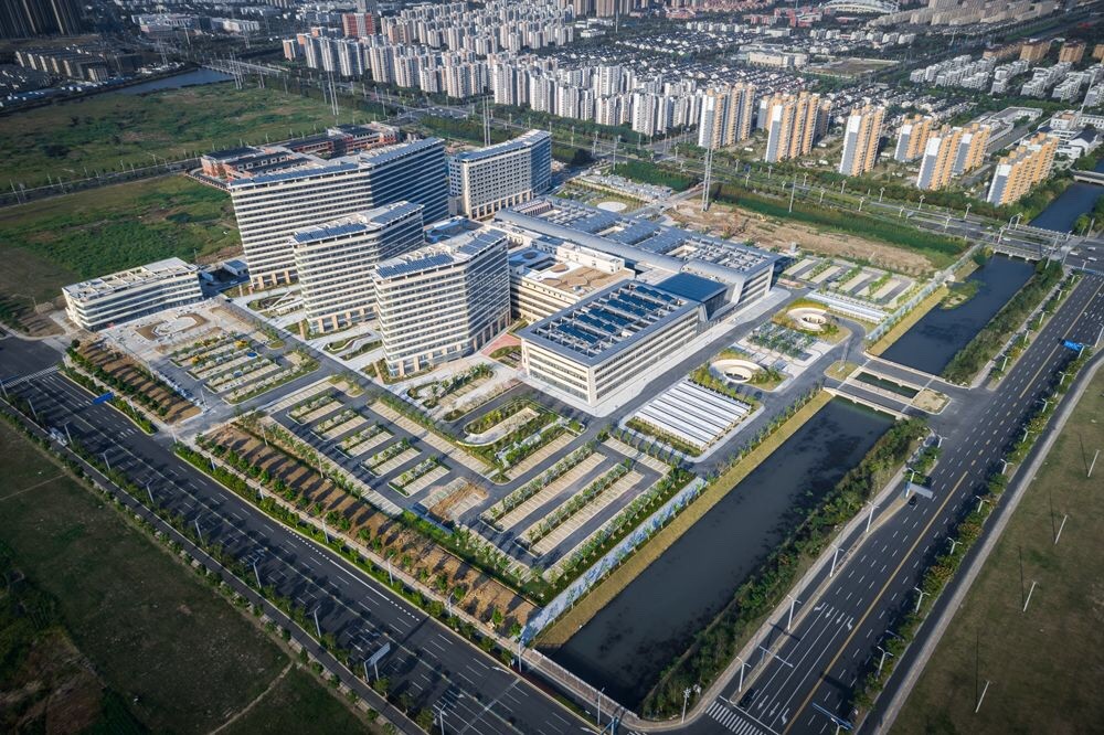 筑医台资讯—2000床位的大型综合医院设计如何布局?看看这家医院的设计方案